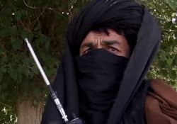 فیلم مستند تنها میان طالبان       www.filimo.com/m/vbd2O