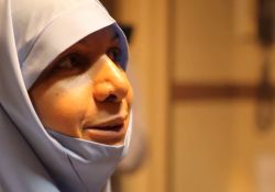 فیلم مستند عکس العمل       www.filimo.com/m/qkiOh