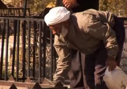 فیلم مستند «ده کیلومتر دورتر»        www.filimo.com/m/5awF2