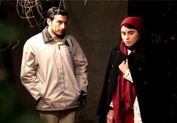 فیلم کوتاه ماه در خانه  www.filimo.com/m/hOAxw