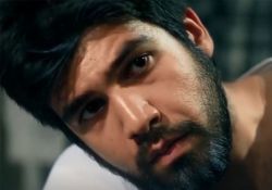 فیلم کوتاه چشم به راه  www.filimo.com/m/6qEd5