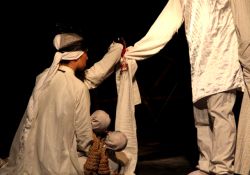 فیلم تئاتر همش تقصیر اروس بود  www.filimo.com/m/6OUgB