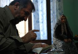 فیلم سینمایی اشیا از آنچه در آینه می بینید به شما نزدیکترند  www.filimo.com/m/TLiuZ
