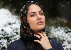 فیلم سینمایی برف روی کاج ها  www.filimo.com/m/ldVKy