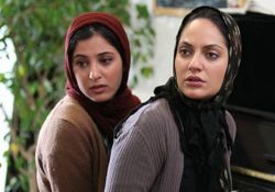 فیلم سینمایی برف روی کاج ها  www.filimo.com/m/ldVKy