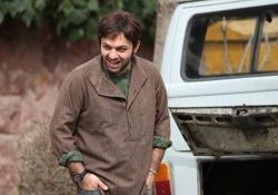 فیلم سینمایی برف روی کاج ها  www.filimo.com/m/ldVKy