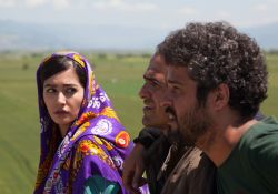 فیلم سینمایی تومان  www.filimo.com/m/cwDbW