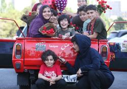 فیلم سینمایی گل به خودی   www.filimo.com/m/icnz6