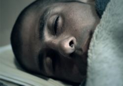 فیلم مستند آوانتاژ   www.filimo.com/m/vwspa