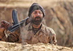 فیلم سینمایی سلفی با دموکراسی   www.filimo.com/m/3ripb