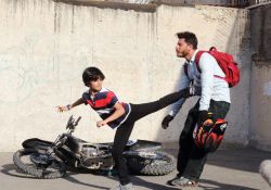  فیلم سینمایی قهرمانان کوچک   www.filimo.com/m/8l0fs
