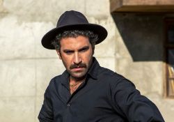 فیلم سینمایی تی تی   www.filimo.com/m/qoy4j