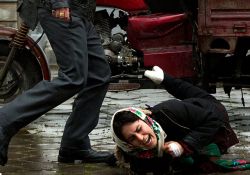 فیلم سینمایی تی تی   www.filimo.com/m/qoy4j