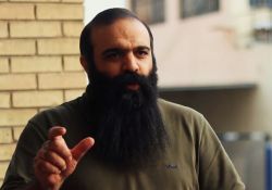 فیلم مستند دیوانگی  www.filimo.com/m/inhak