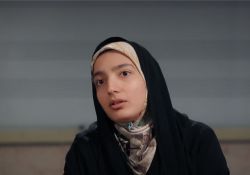 فیلم مستند خودکار  www.filimo.com/m/vyesk