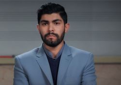 فیلم مستند خودکار  www.filimo.com/m/vyesk