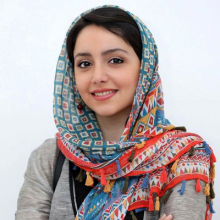 نازنین بیاتی نازنین بیاتی