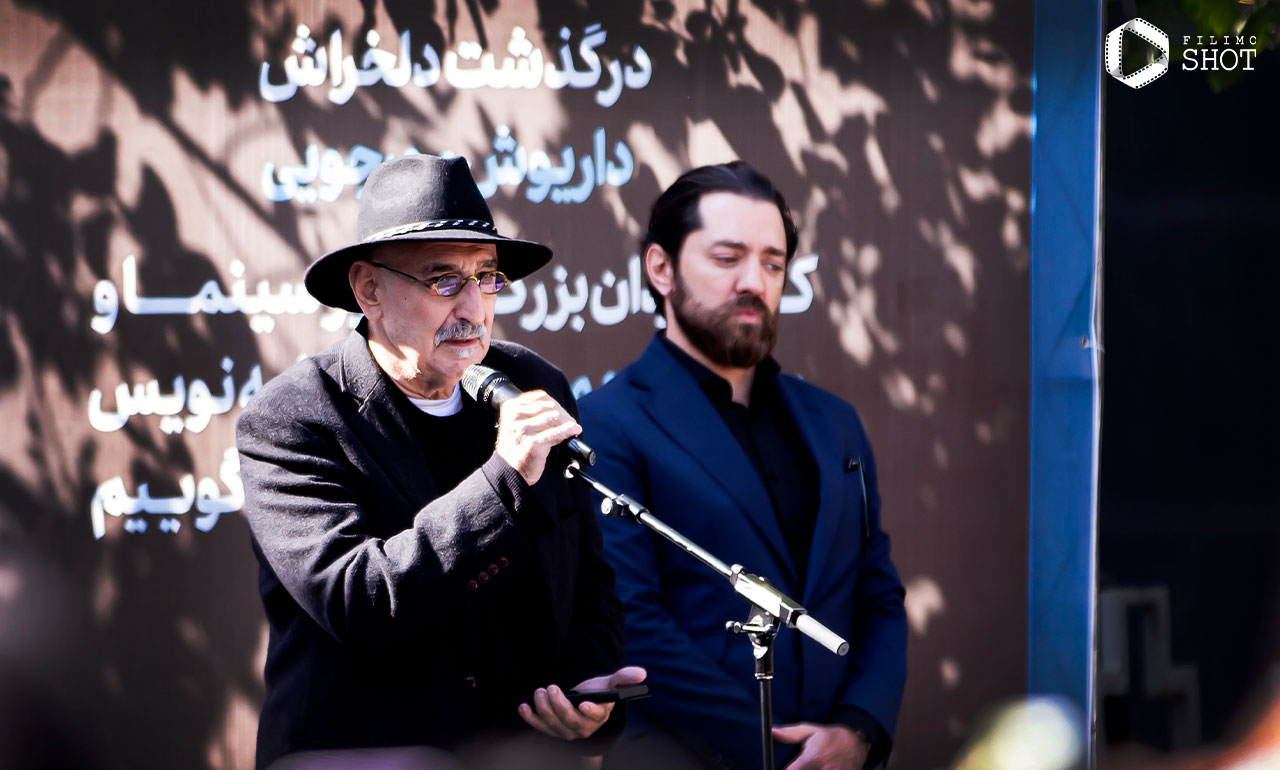 بهرام رادان در مراسم تشییع جنازه داریوش مهرجویی 