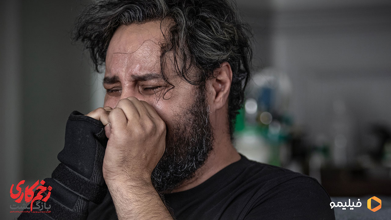 جواد عزتی در سریال زخم کاری