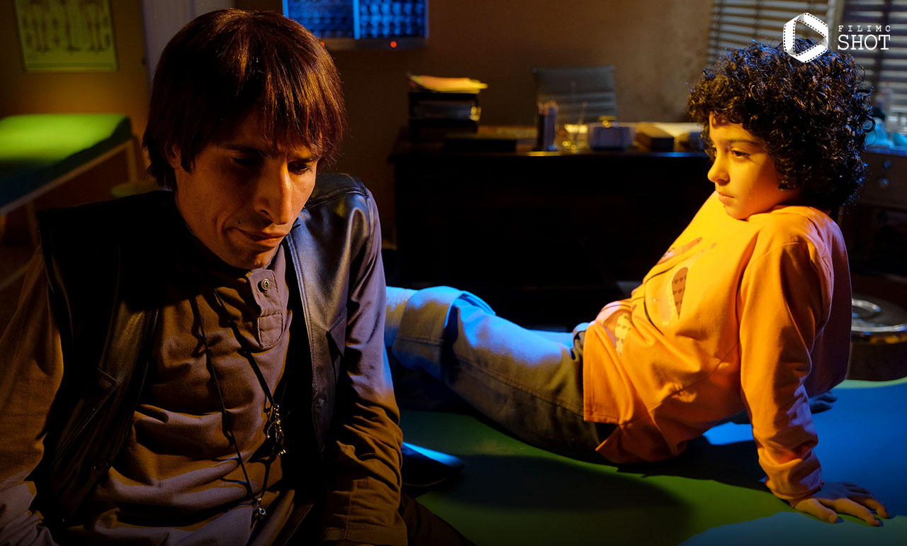 فیلم دست انداز