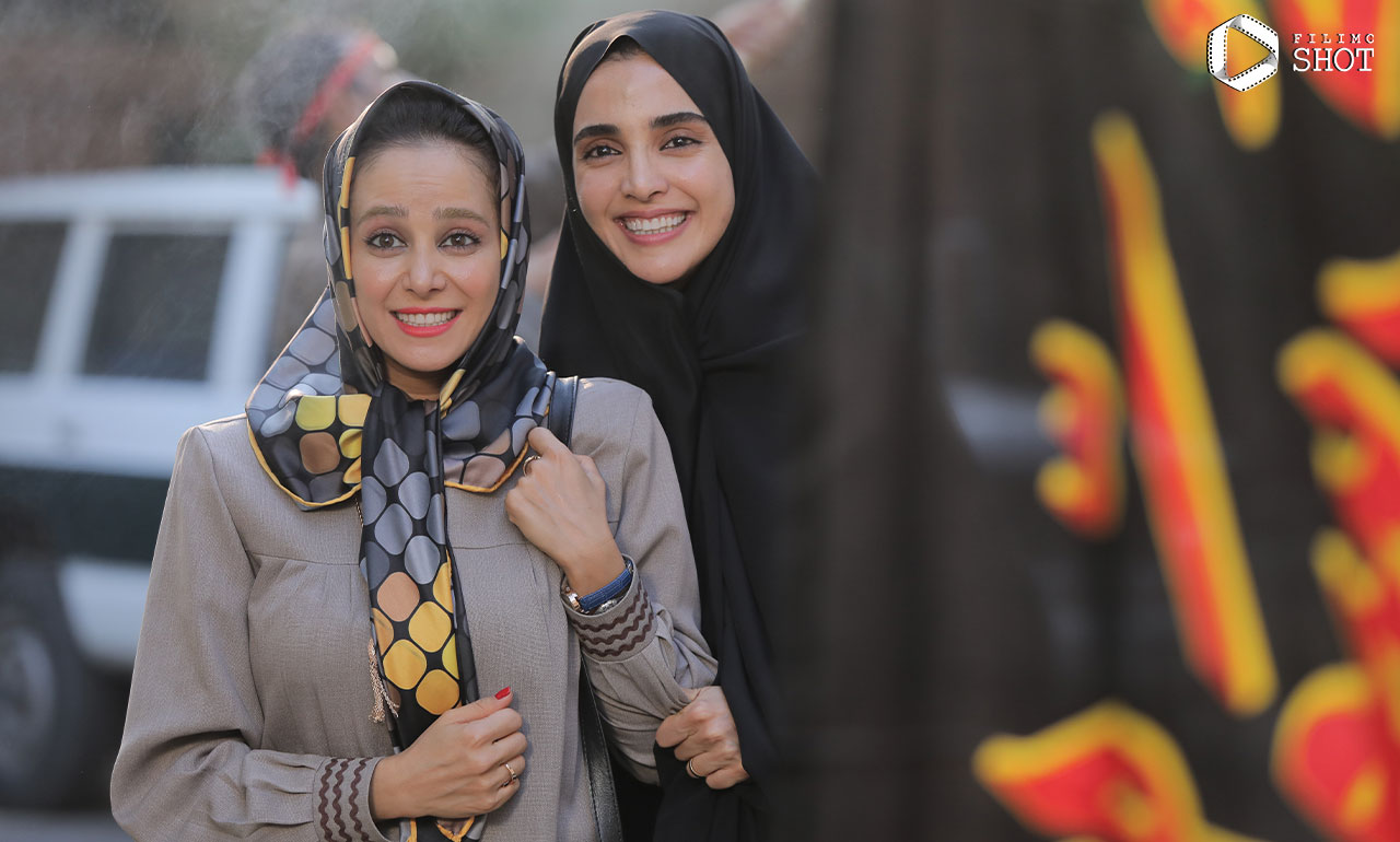 الهه حصاری و الناز حبیبی در فیلم فسیل