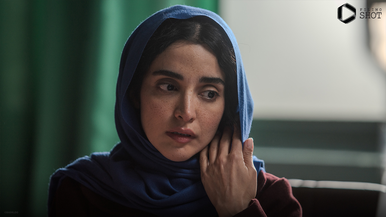الهه حصاری در فیلم هفتاد سی 