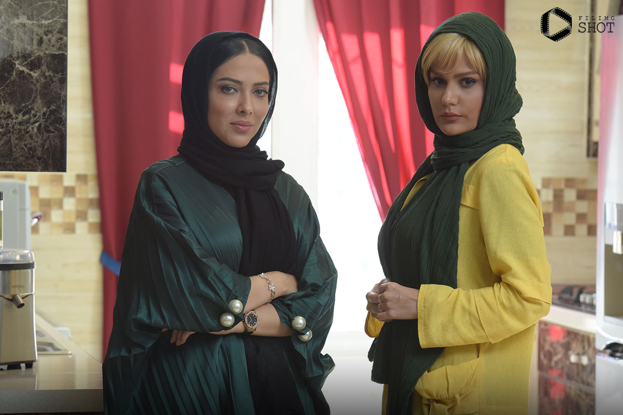 لیلا اوتادی و رز رضوی و سوسن پرور در فیلم سلام علیکم حاج آقا
