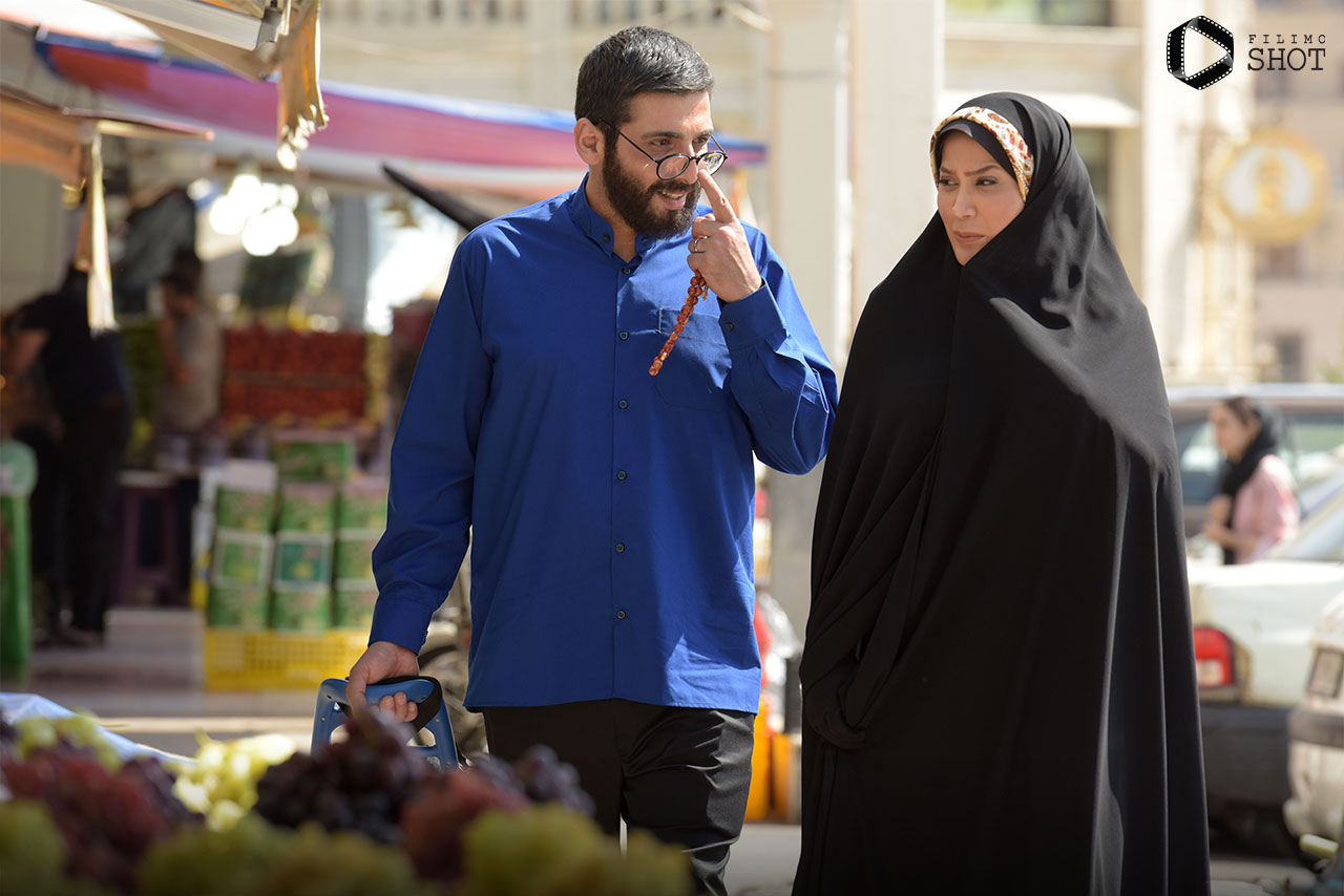 حمید گودرزی و رز رضوی در فیلم سلام علیکم حاج آقا 