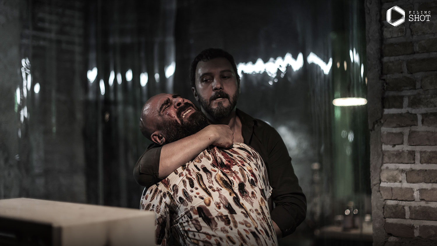 کامبیز دیرباز در سریال شغال 