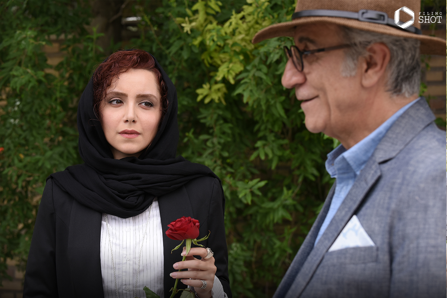 مسعود رایگان و نازنین بیاتی در فیلم زعفرانیه ۱۴ تیر