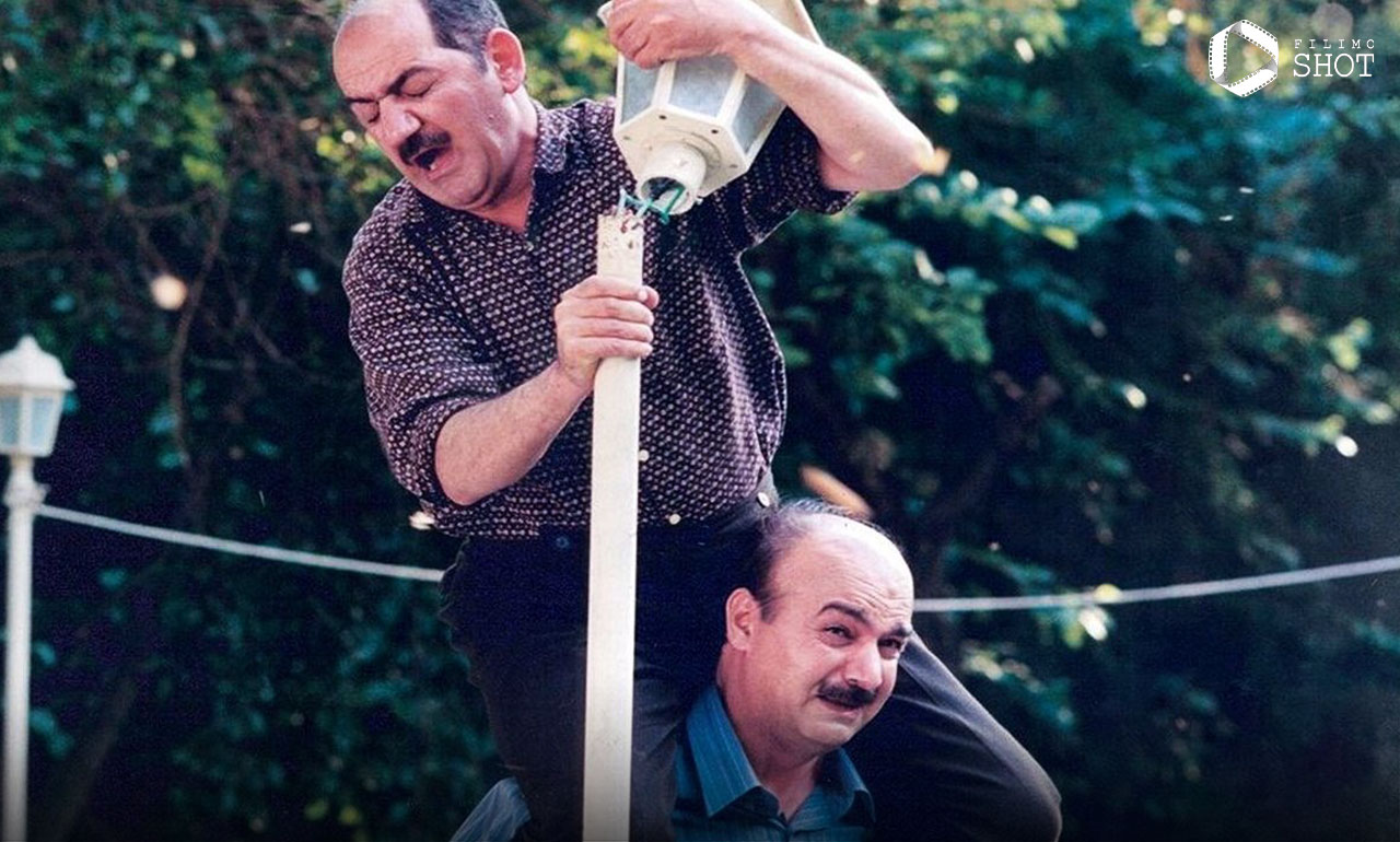 فیلم زیر درخت هلو