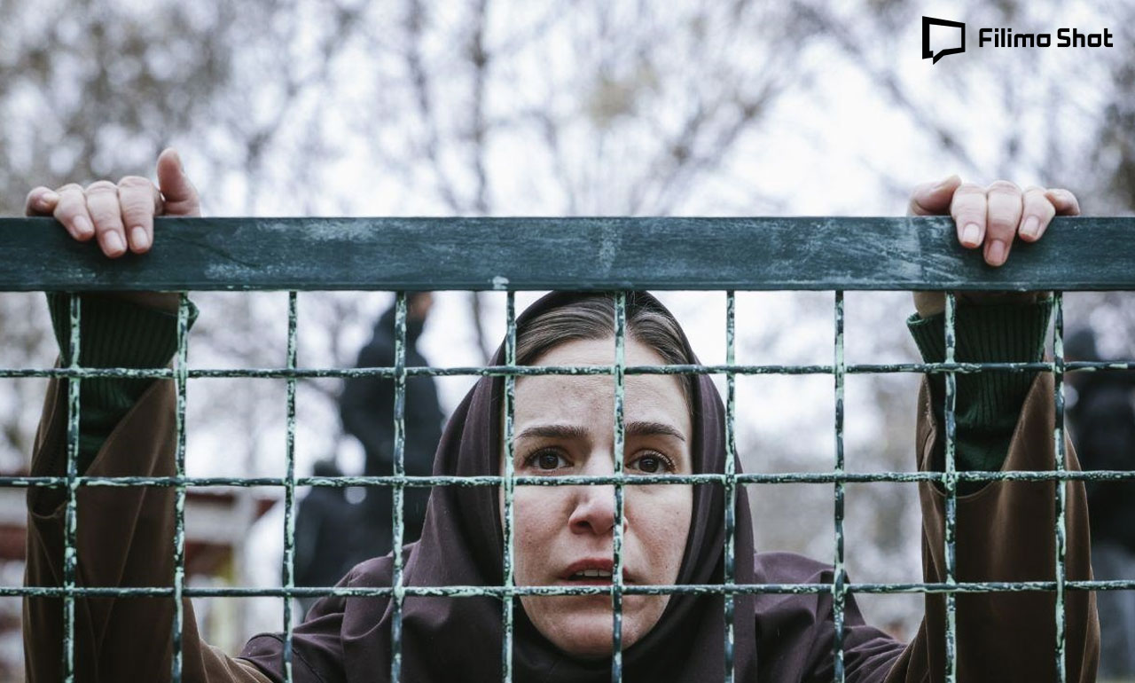 آتیلا پسیانی در فیلم اردوبهشت